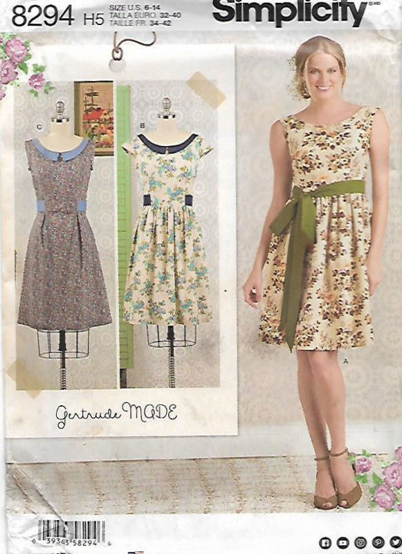 Picture of D28 SIMPLICITY 8294: RETRO DRESS SIZE 16-24