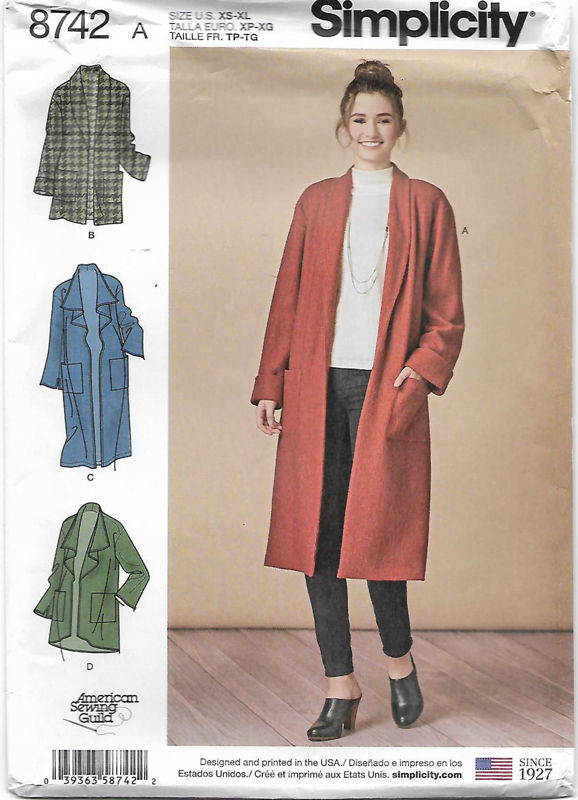 Picture of 18 SIMPLICITY 8742: COAT OR JACKET SIZE 6-24