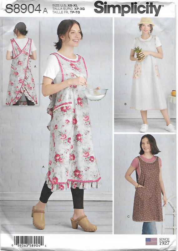 Picture of 9 SIMPLICITY  S8904: APRON SIZE 6-24