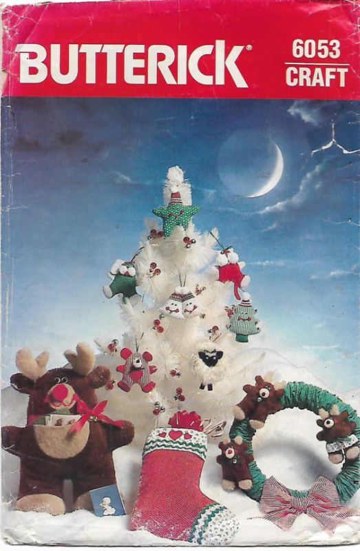Picture of XX14 BUTTERICK 6053: CHRISTMAS PACKAGE 