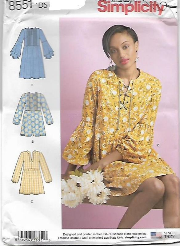 Picture of B63 SIMPLICITY 8551: DRESS OR TOP SIZE 12-20