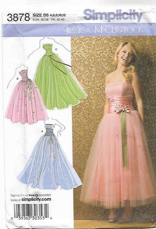 Picture of B54 SIMPLICITY 3878: SPECIAL OCCASION DRESS SIZE 4-12
