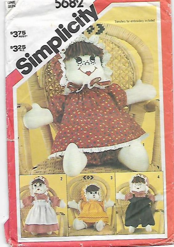 Picture of A19 SIMPLICITY 5682: SOFT DOLL & CLOTHES SIZE 17"or 43cm