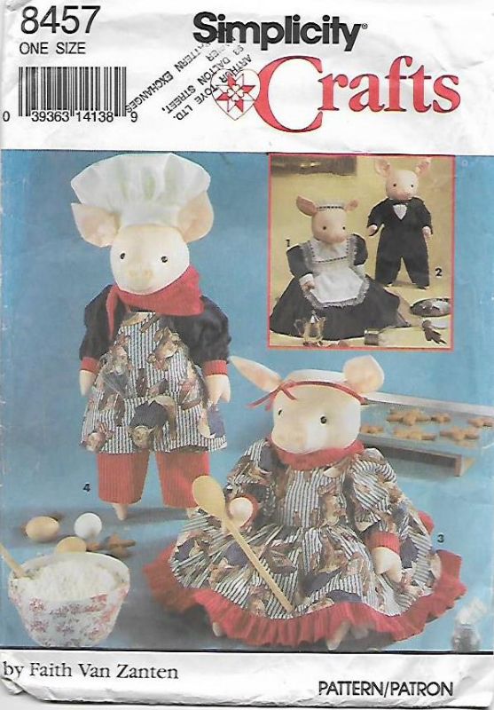 Picture of F17 SIMPLICITY 8457: PIGS & CLOTHES SIZE 20"or 51cm TALL 
