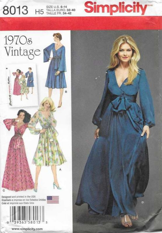 Picture of B123 SIMPLICITY 8013: DRESS SIZE 6-14