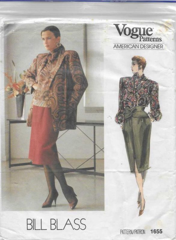 Picture of A52 VOGUE 1655: JACKET, SKIRT, BLOUSE & SCARF SIZE 16 ONLY