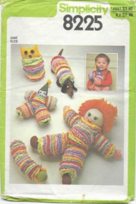 Picture of A132 SIMPLICITY 8225: DOLL, OWL, DOG,CLOWN & CATERPILLAR SOFT TOYS
