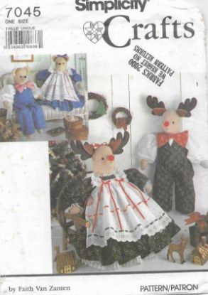 Picture of C248 SIMPLICITY 7045: DECORATIVE STUFFED REINDEER & BEAR ONE SIZE 